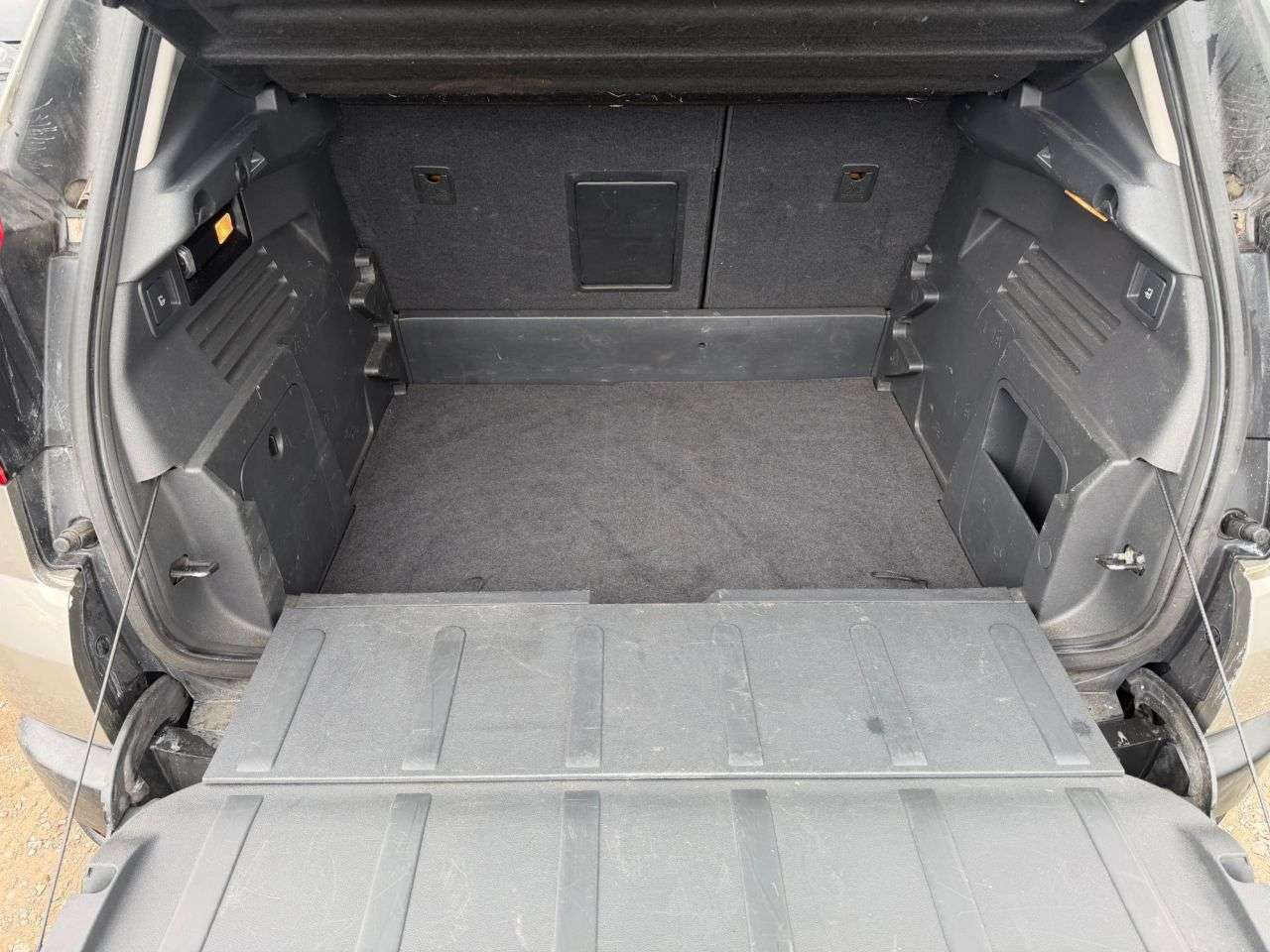 2011 PEUGEOT 3008 2011 PEUGEOT 3008