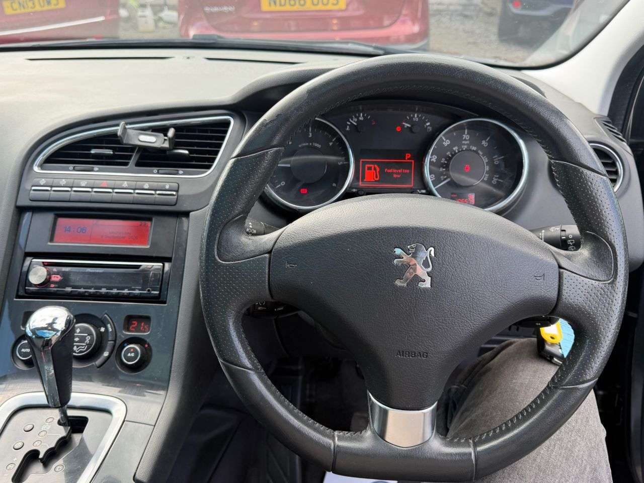2011 PEUGEOT 5008 2011 PEUGEOT 5008