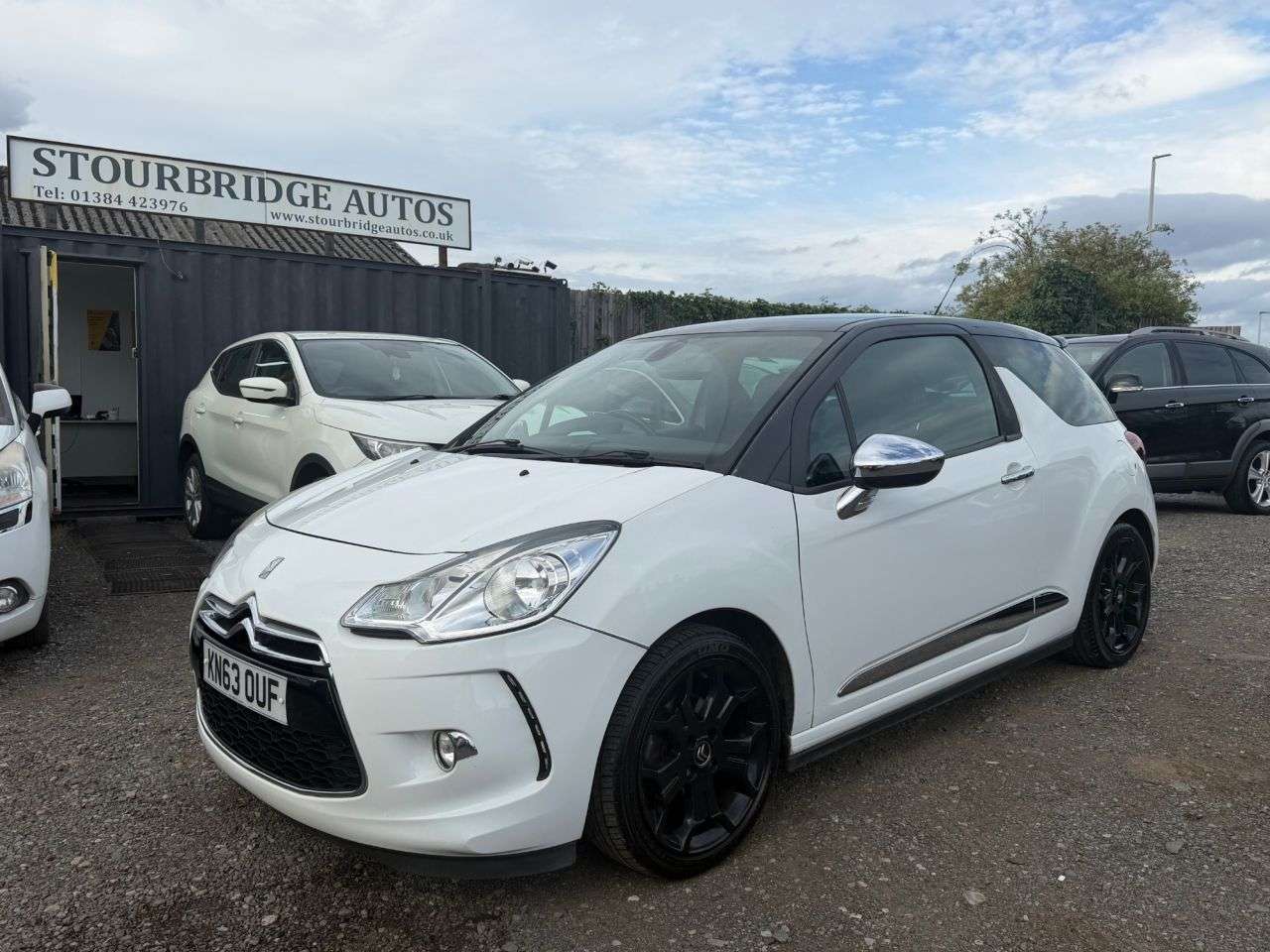A 2013 CITROEN DS3 1.6 e-HDi Airdream DSport Plus Hatchback 3dr Diesel Manual Euro 5 (s/s) (11 A 2013 CITROEN DS3 1.6 e-HDi Airdream DSport Plus Hatchback 3dr Diesel Manual Euro 5 (s/s) (11