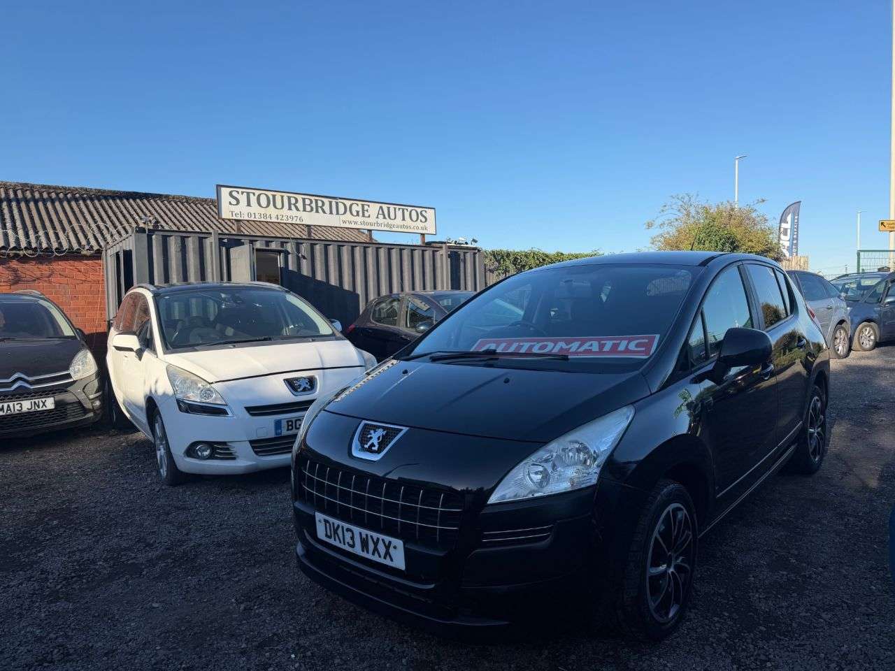 A 2013 PEUGEOT 3008 1.6 e-HDi Access SUV 5dr Diesel EGC Euro 5 (s/s) (115 ps) ** 3 Month Warran A 2013 PEUGEOT 3008 1.6 e-HDi Access SUV 5dr Diesel EGC Euro 5 (s/s) (115 ps) ** 3 Month Warran