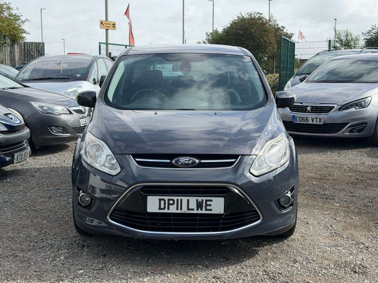 A 2011 FORD C-MAX 1.6 TDCi Titanium MPV 5dr Diesel Manual Euro 5 (115 ps) ** 3 Month Warranty A 2011 FORD C-MAX 1.6 TDCi Titanium MPV 5dr Diesel Manual Euro 5 (115 ps) ** 3 Month Warranty