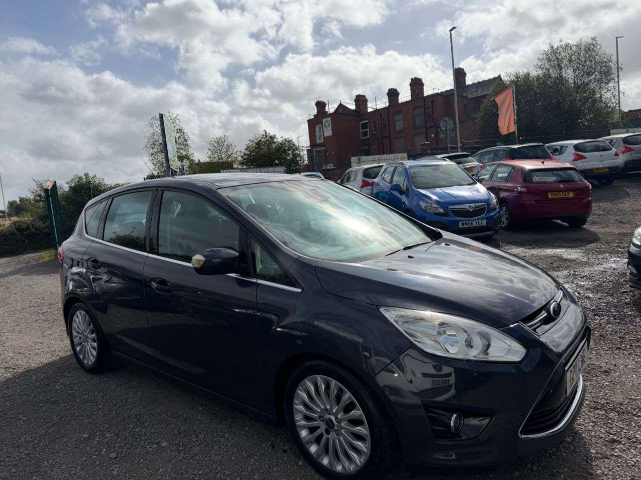 A 2011 FORD C-MAX 1.6 TDCi Titanium MPV 5dr Diesel Manual Euro 5 (115 ps) ** 3 Month Warranty A 2011 FORD C-MAX 1.6 TDCi Titanium MPV 5dr Diesel Manual Euro 5 (115 ps) ** 3 Month Warranty