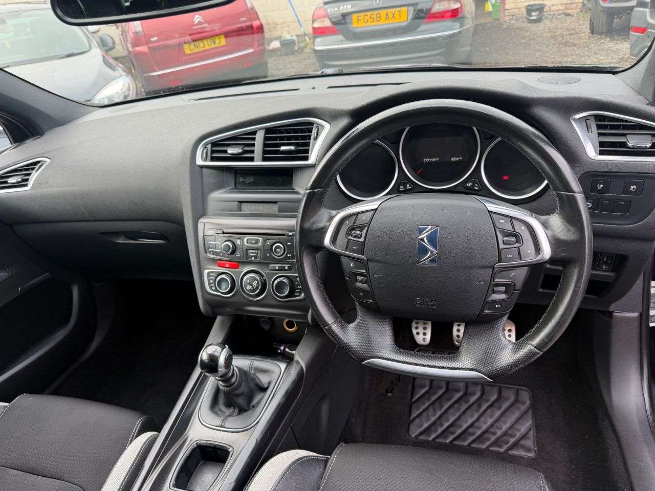 2011 CITROEN DS4 2011 CITROEN DS4