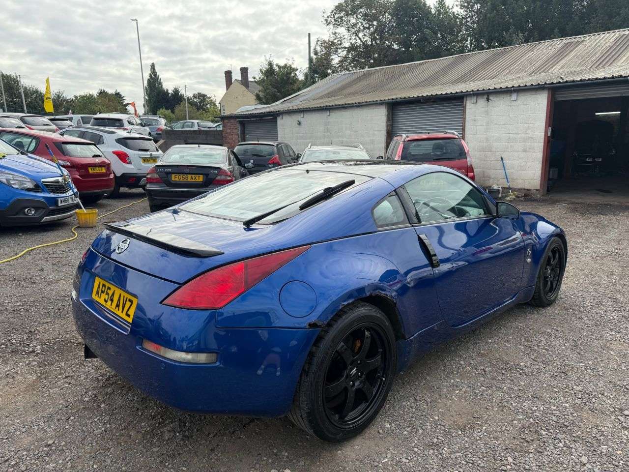 A 2004 NISSAN 350 Z 3.5 V6 Coupe 2dr Petrol Manual (273 g/km, 276 bhp) MOT due 5/12/26 A 2004 NISSAN 350 Z 3.5 V6 Coupe 2dr Petrol Manual (273 g/km, 276 bhp) MOT due 5/12/26