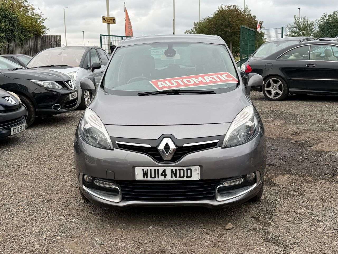 A 2014 RENAULT SCENIC 1.5 dCi Dynamique TomTom MPV 5dr Diesel EDC Euro 5 (110 ps) A 2014 RENAULT SCENIC 1.5 dCi Dynamique TomTom MPV 5dr Diesel EDC Euro 5 (110 ps)