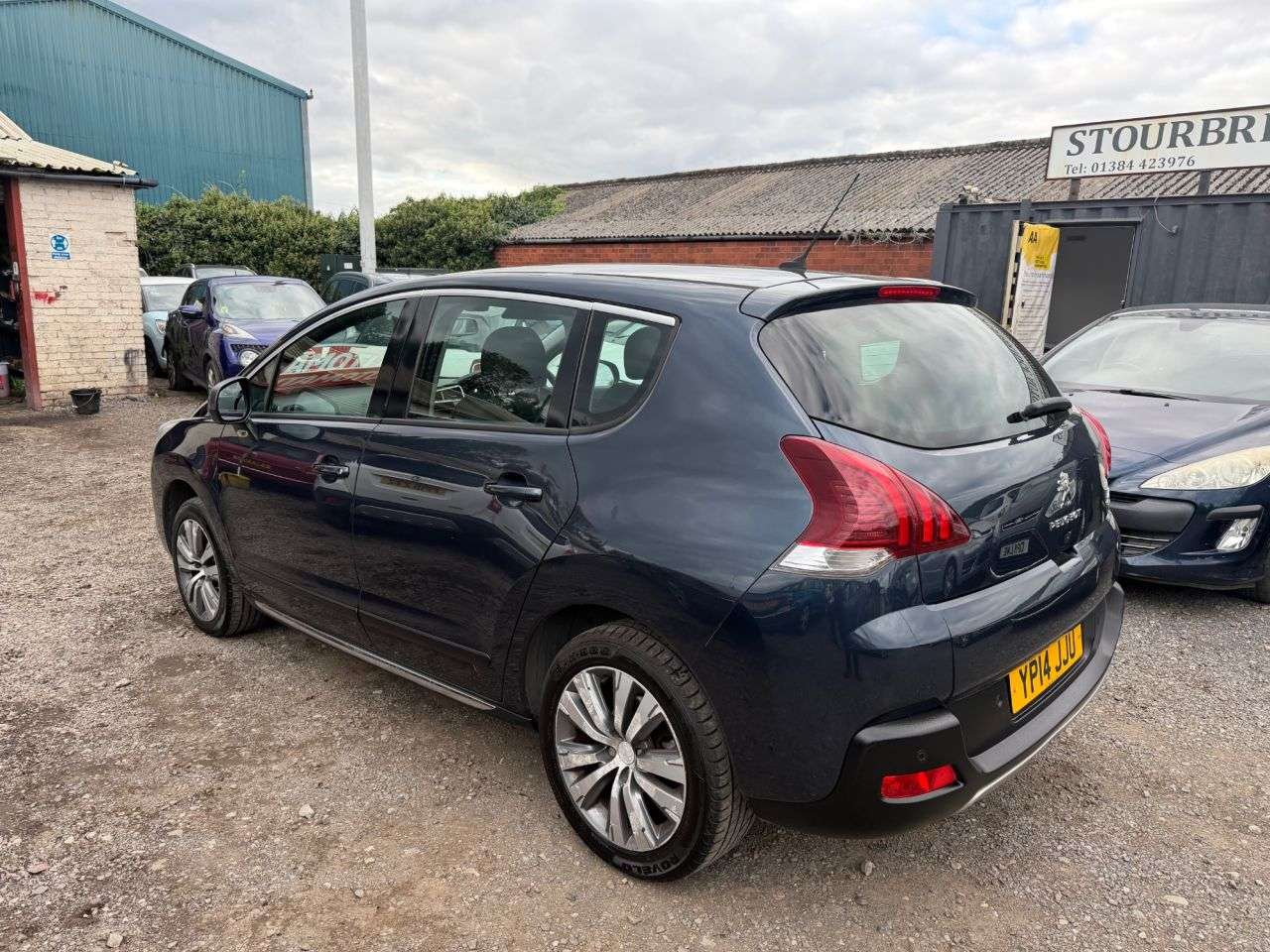 2014 PEUGEOT 3008 2014 PEUGEOT 3008
