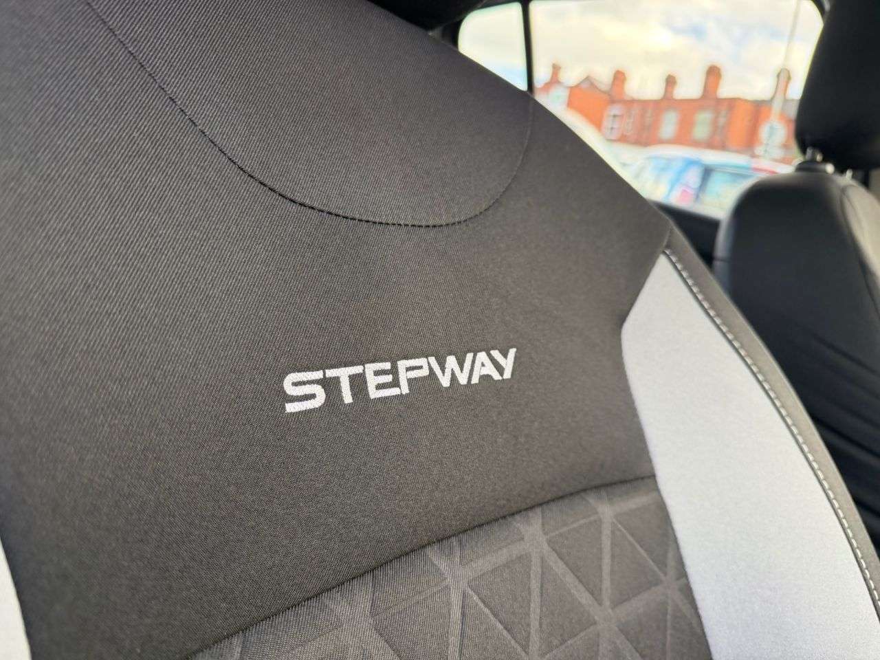 2014 DACIA SANDERO STEPWAY 2014 DACIA SANDERO STEPWAY