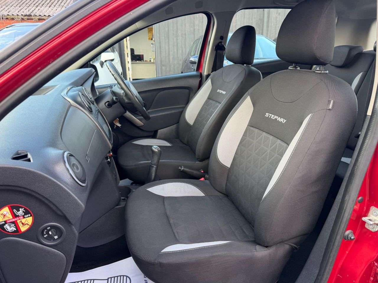 2014 DACIA SANDERO STEPWAY 2014 DACIA SANDERO STEPWAY