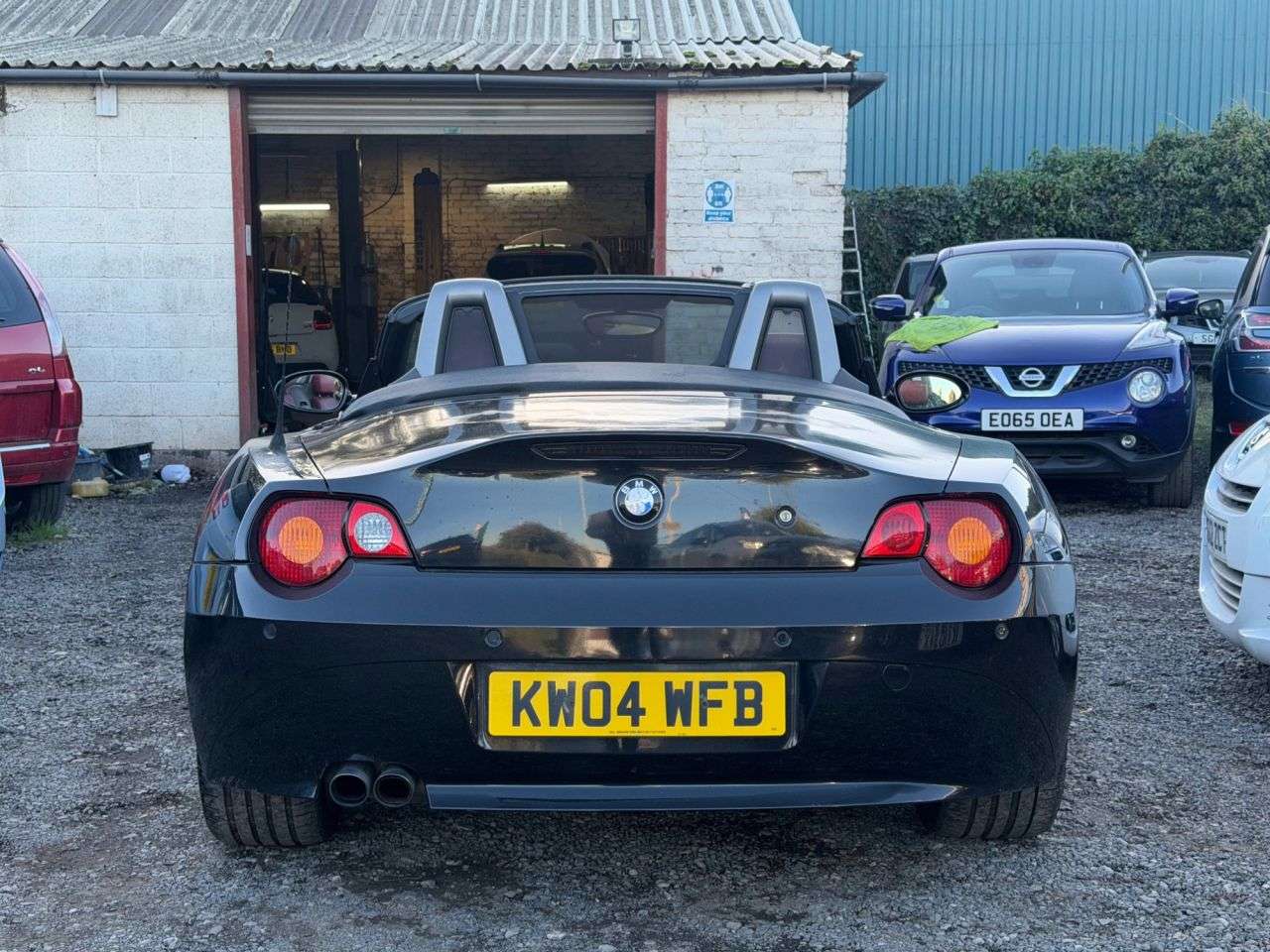 2004 BMW Z4 2004 BMW Z4