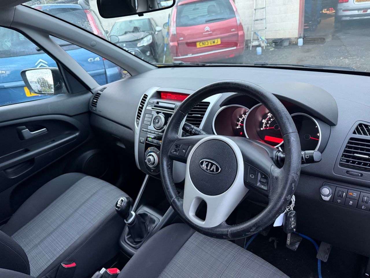 2010 KIA VENGA 2010 KIA VENGA