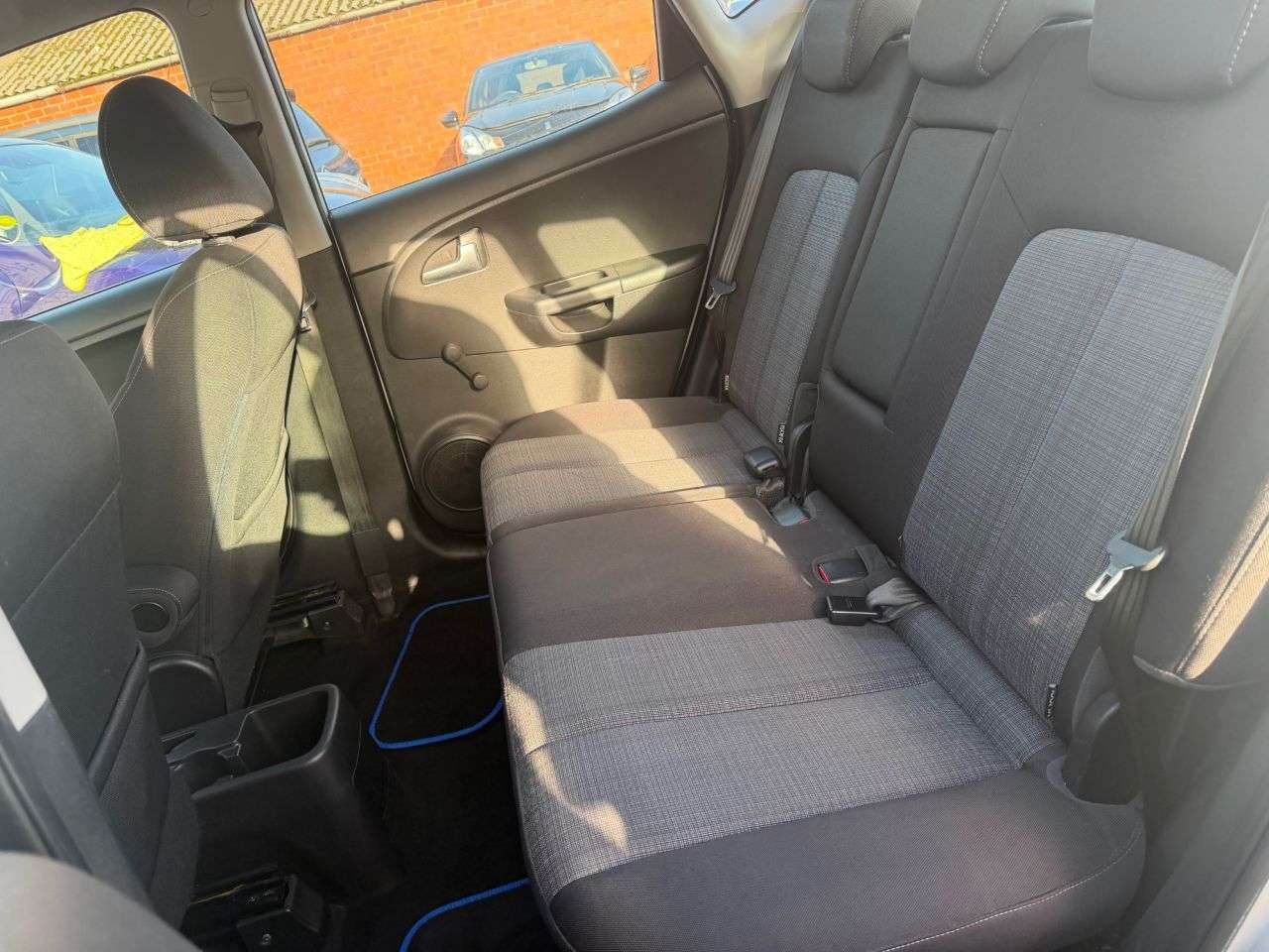 2010 KIA VENGA 2010 KIA VENGA