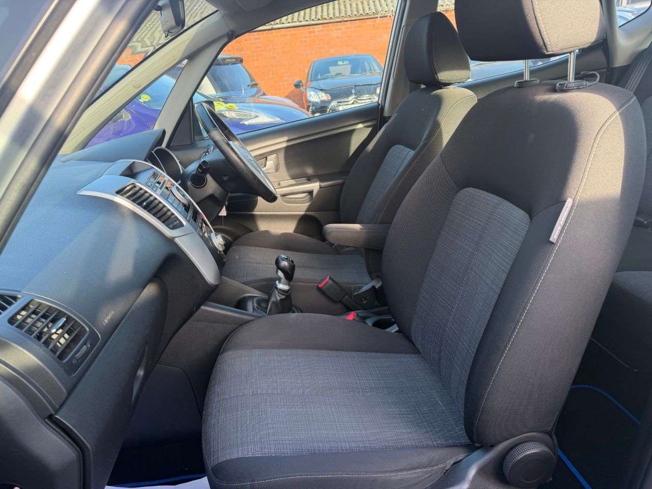 2010 KIA VENGA 2010 KIA VENGA