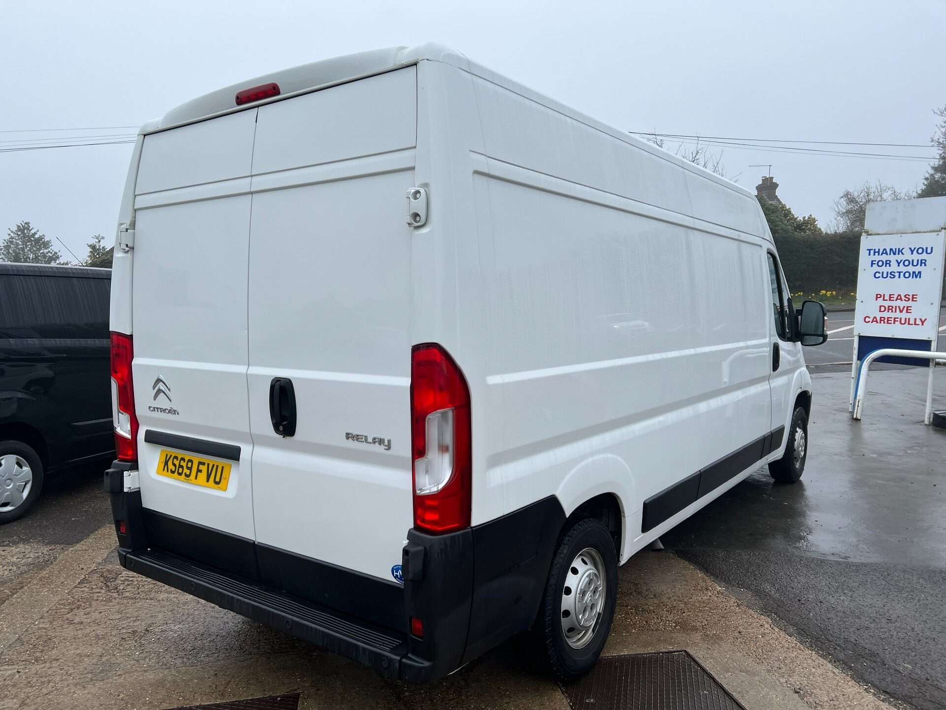 A 2019 CITROEN RELAY 35 L3H2 ENTERPRISE BLUEHDI S/S 51,000 Miles A 2019 CITROEN RELAY 35 L3H2 ENTERPRISE BLUEHDI S/S 51,000 Miles