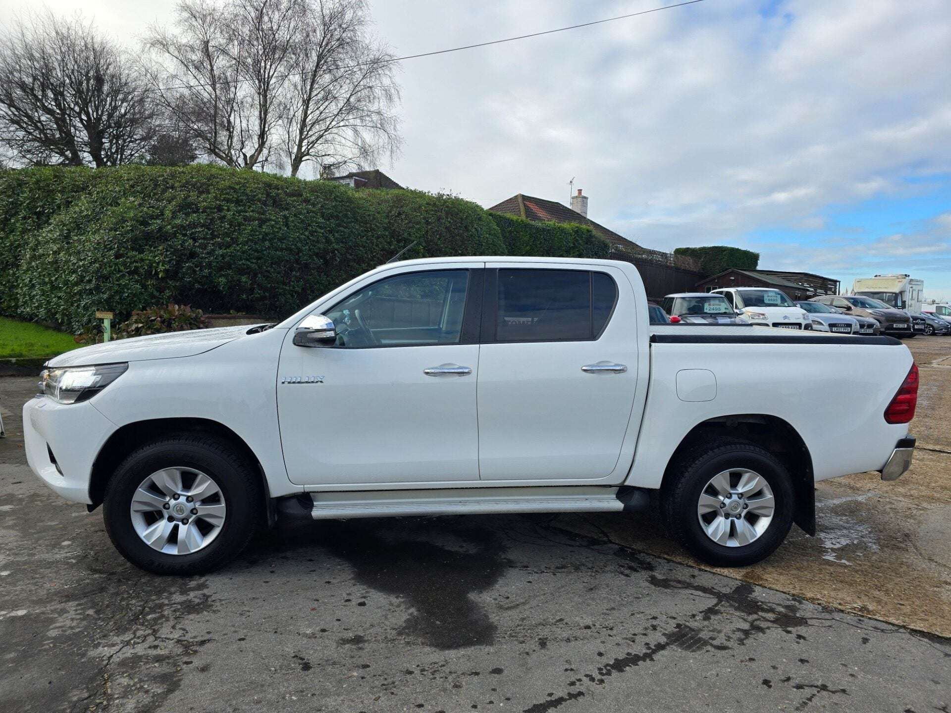 2017 TOYOTA HILUX 2017 TOYOTA HILUX
