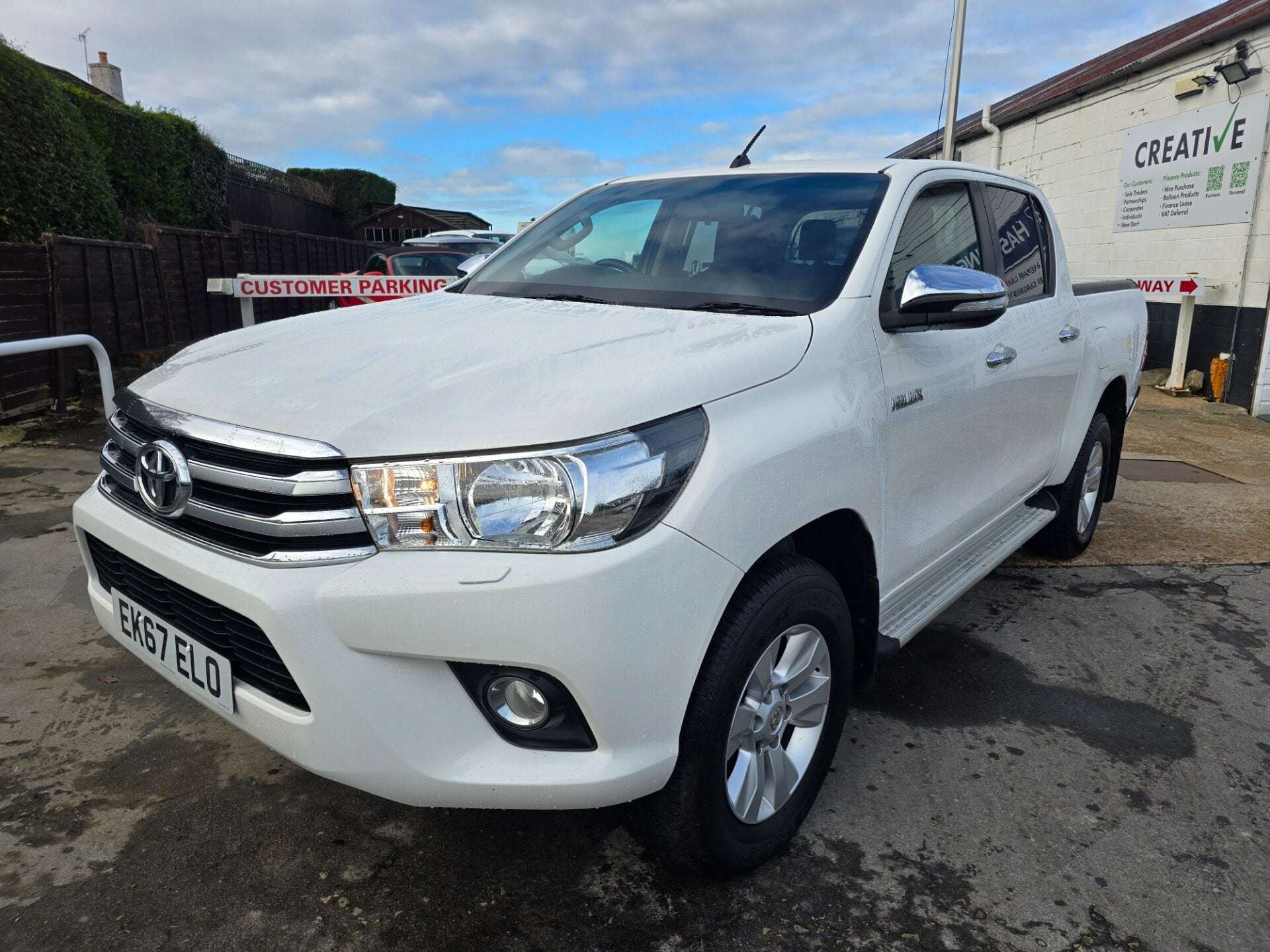 2017 TOYOTA HILUX 2017 TOYOTA HILUX