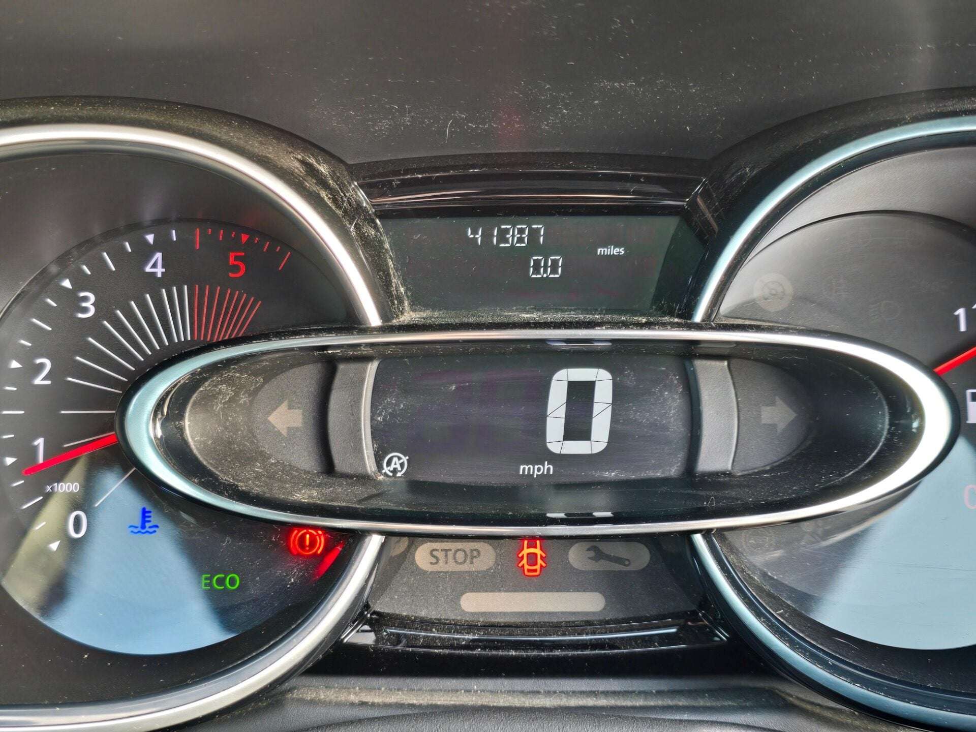 2016 RENAULT CLIO 2016 RENAULT CLIO