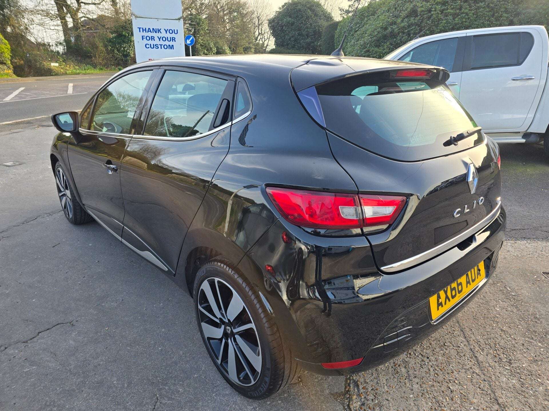 2016 RENAULT CLIO 2016 RENAULT CLIO