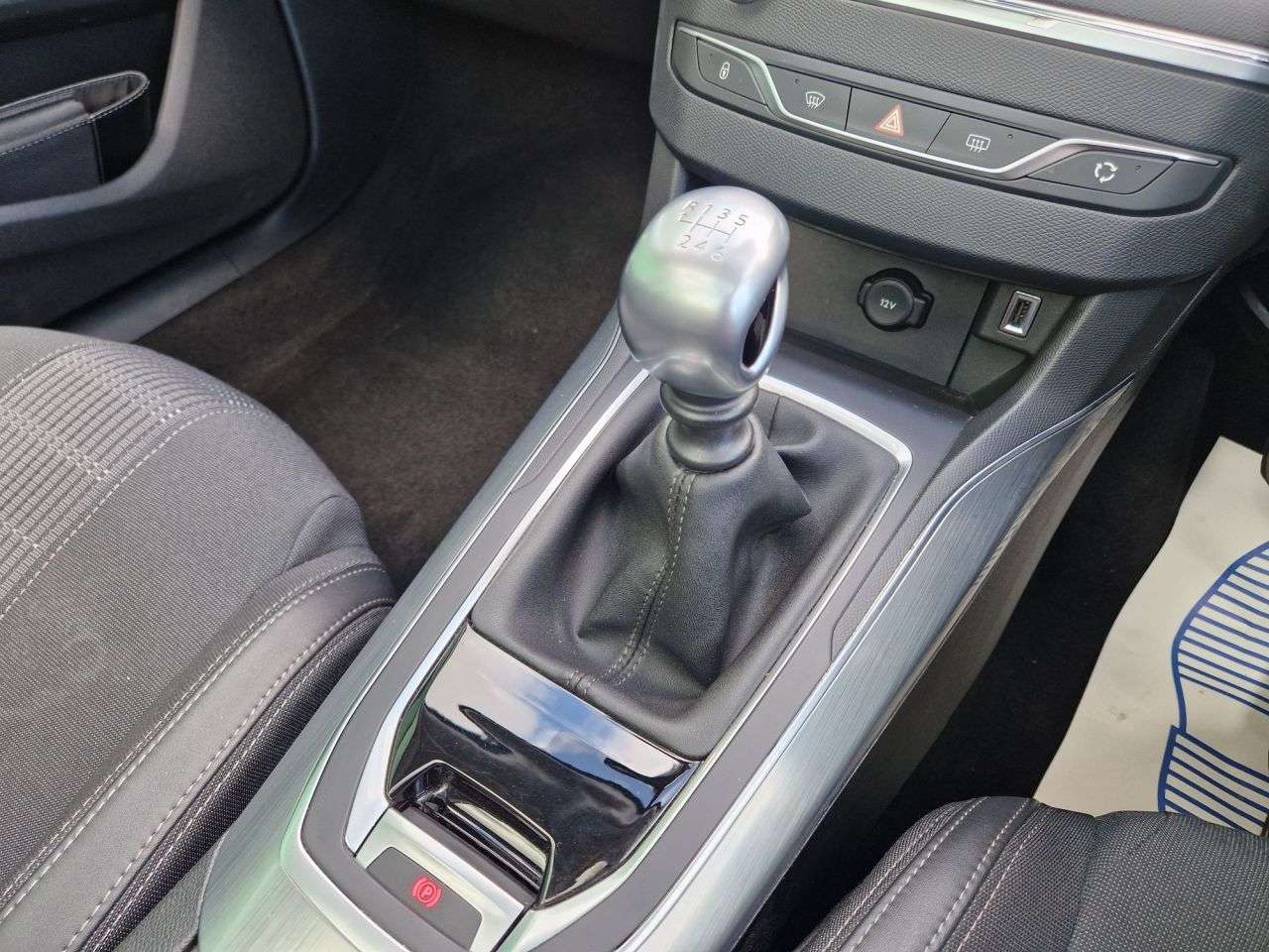 2018 PEUGEOT 308 SW 2018 PEUGEOT 308 SW