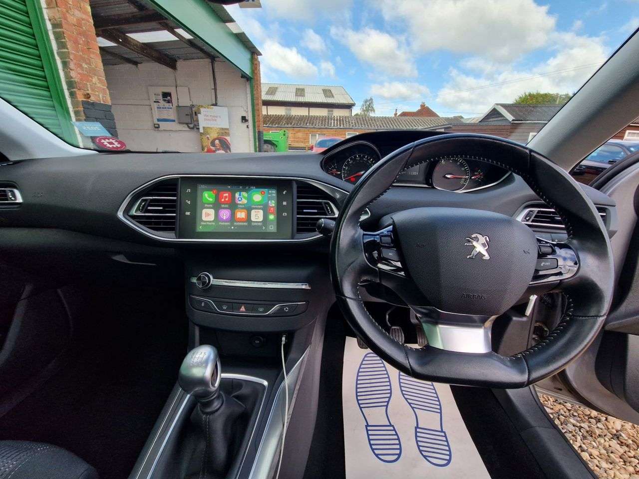 2018 PEUGEOT 308 SW 2018 PEUGEOT 308 SW