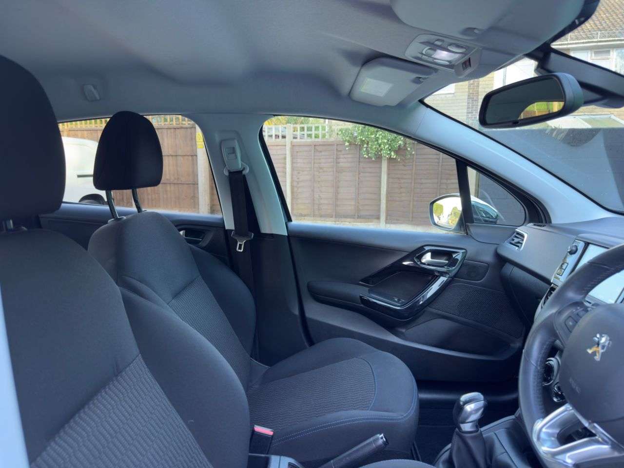 2019 PEUGEOT 208 2019 PEUGEOT 208