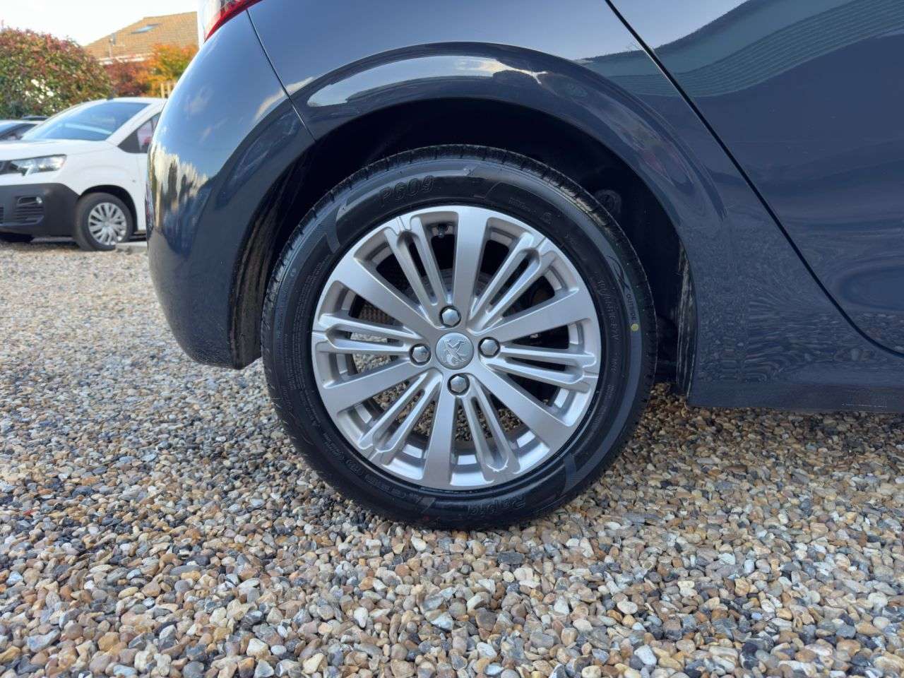 2019 PEUGEOT 208 2019 PEUGEOT 208