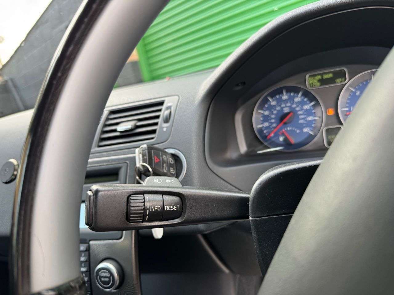 2012 VOLVO C30 2012 VOLVO C30