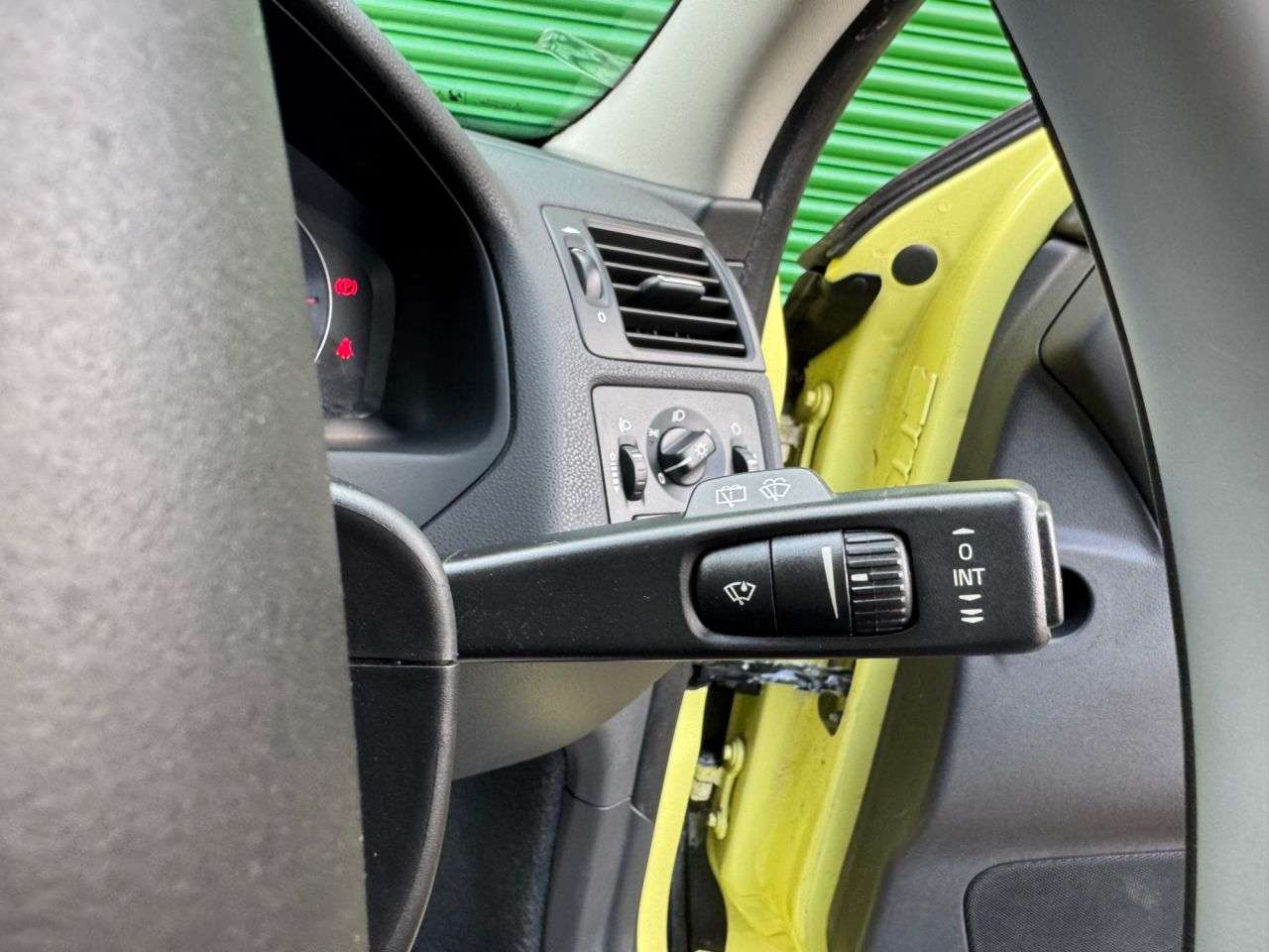 2012 VOLVO C30 2012 VOLVO C30