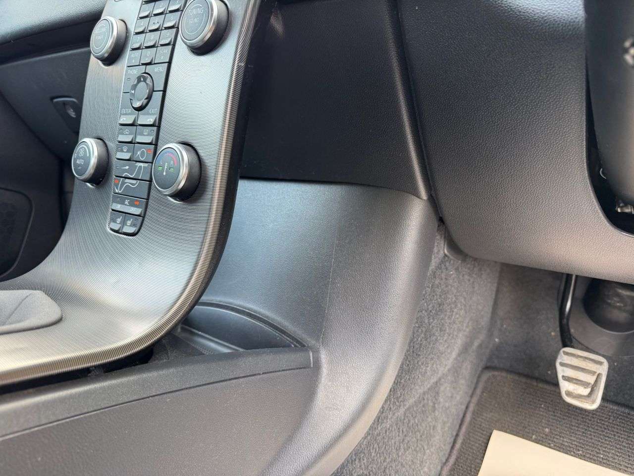 2012 VOLVO C30 2012 VOLVO C30