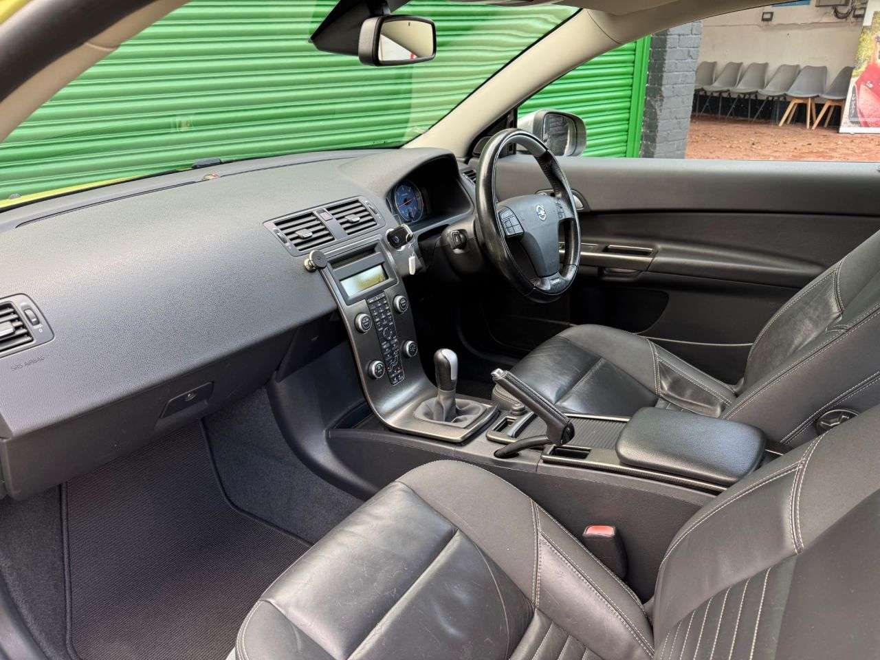 2012 VOLVO C30 2012 VOLVO C30