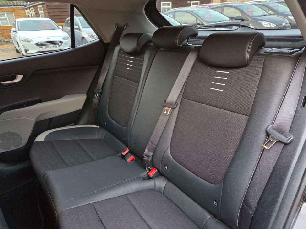 2018 KIA STONIC 2018 KIA STONIC