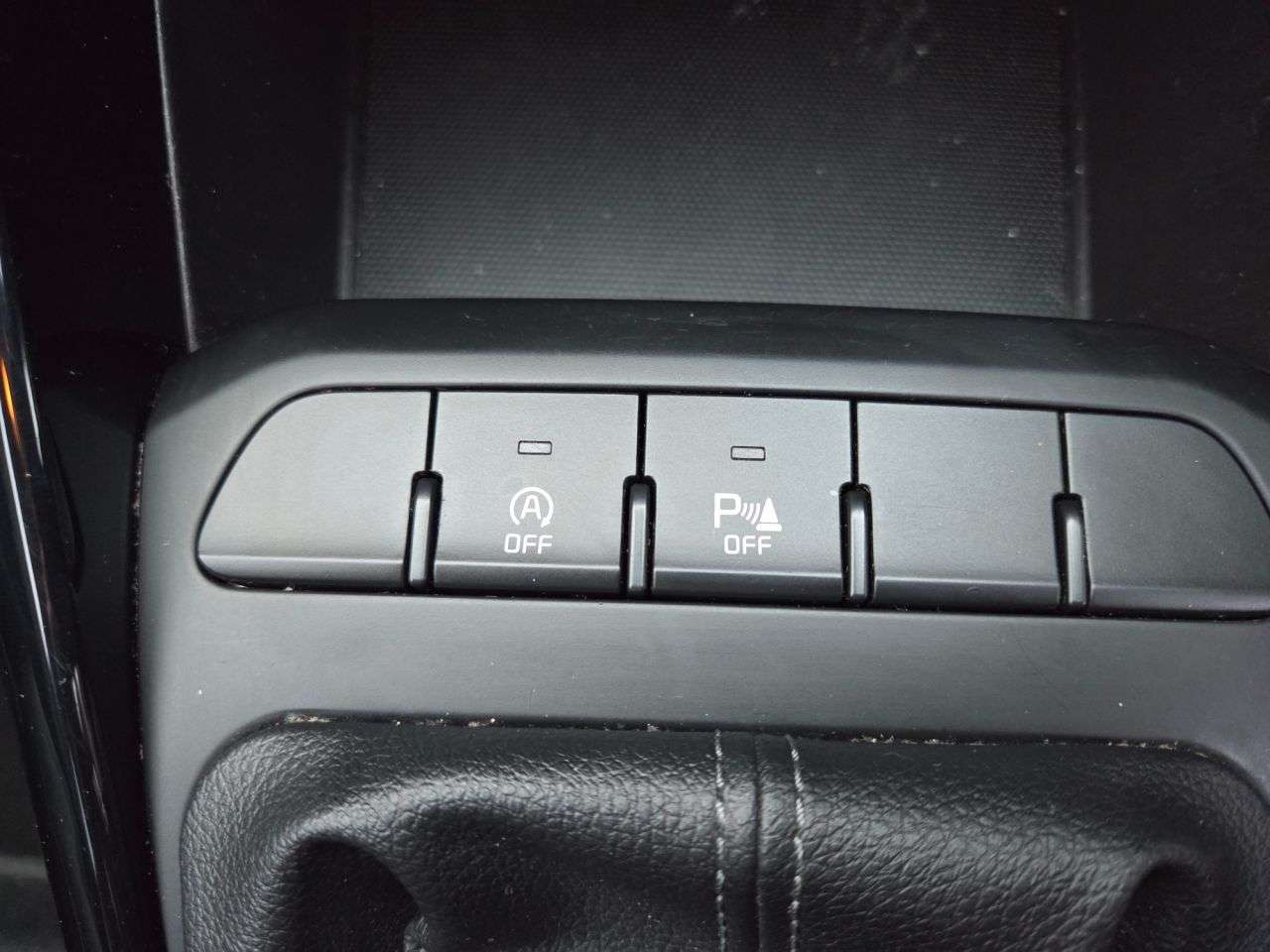 2018 KIA STONIC 2018 KIA STONIC