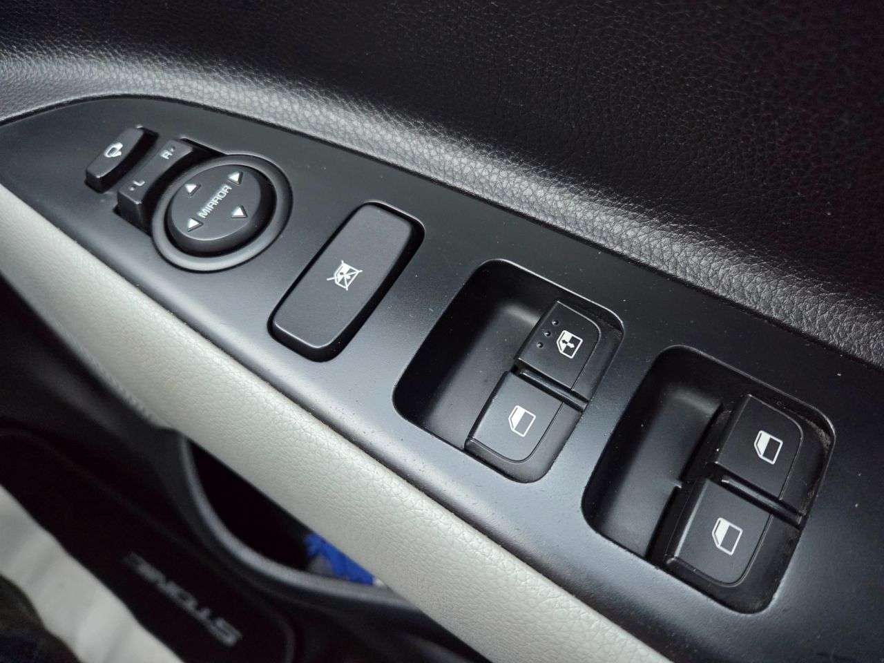 2018 KIA STONIC 2018 KIA STONIC