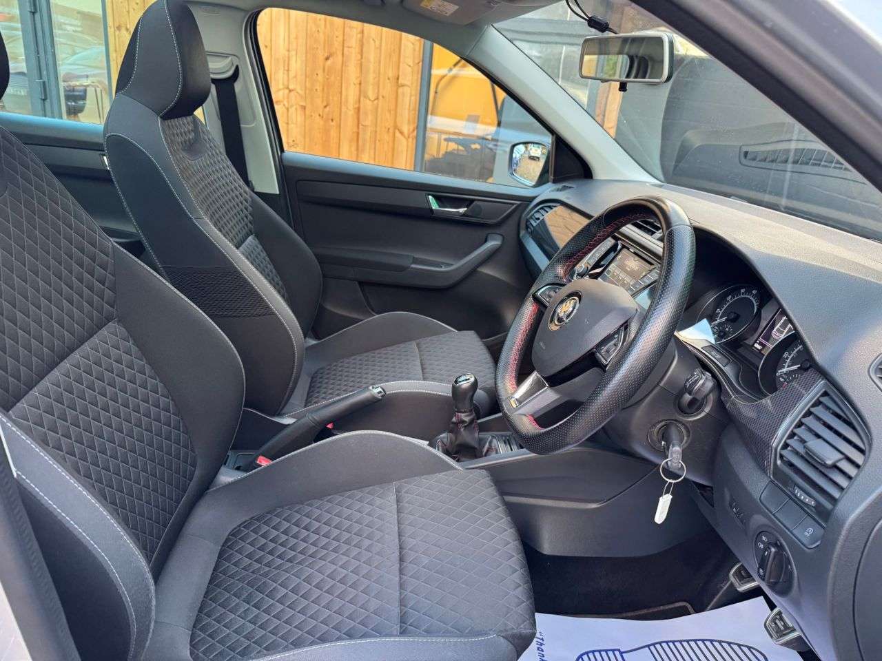 2018 SKODA FABIA 2018 SKODA FABIA