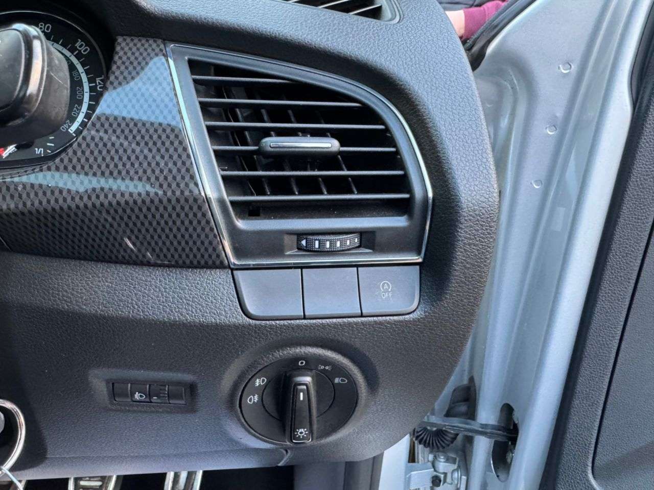 2018 SKODA FABIA 2018 SKODA FABIA