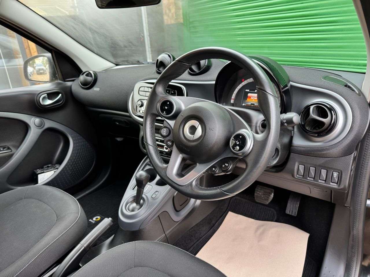 2018 SMART FORFOUR 2018 SMART FORFOUR