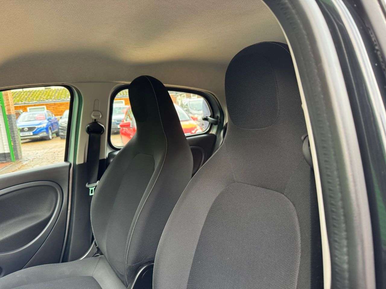 2018 SMART FORFOUR 2018 SMART FORFOUR