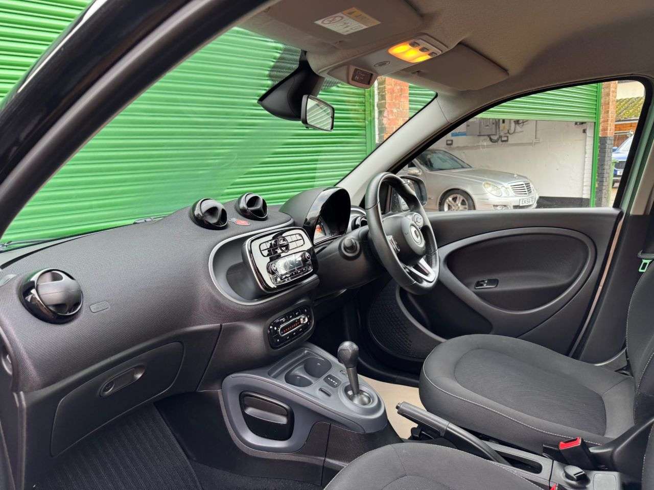 2018 SMART FORFOUR 2018 SMART FORFOUR