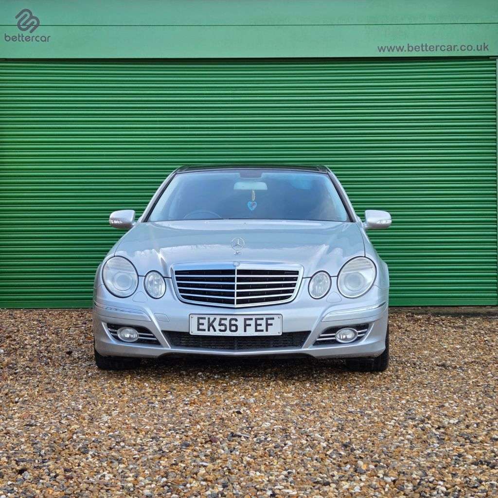 A 2006 MERCEDES-BENZ E-CLASS 3.0 E320 CDI Avantgarde Saloon 4dr Diesel G-Tronic (194 g/km, 221 bhp) 12 M A 2006 MERCEDES-BENZ E-CLASS 3.0 E320 CDI Avantgarde Saloon 4dr Diesel G-Tronic (194 g/km, 221 bhp) 12 M