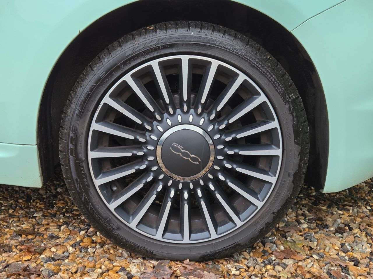 2018 FIAT 500 2018 FIAT 500