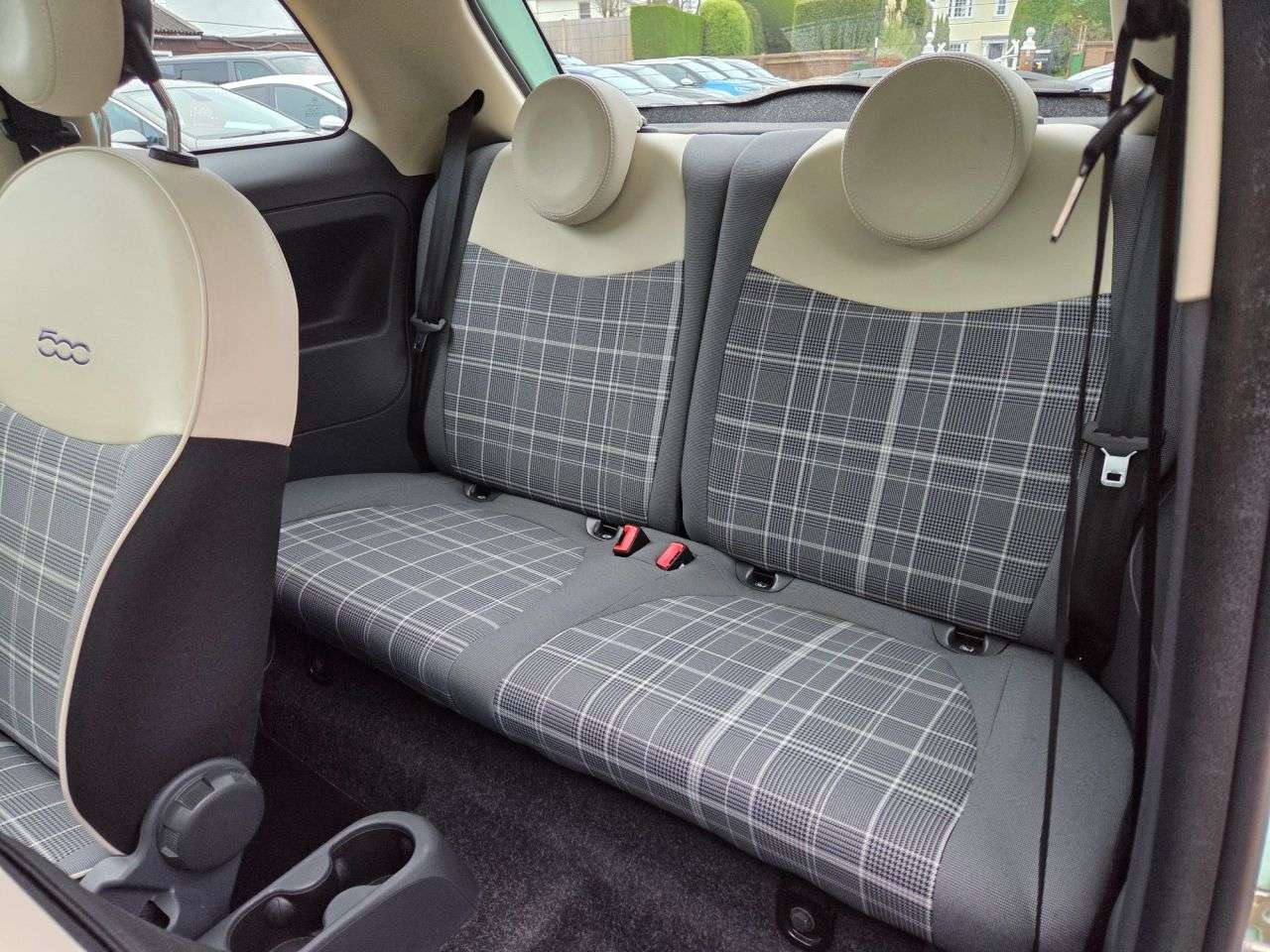 2018 FIAT 500 2018 FIAT 500