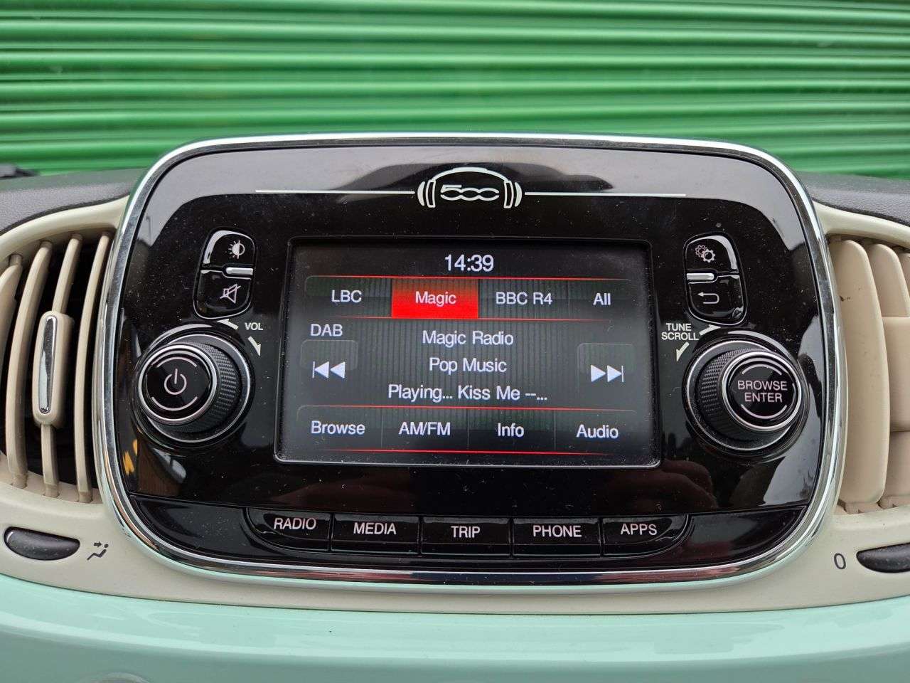 2018 FIAT 500 2018 FIAT 500