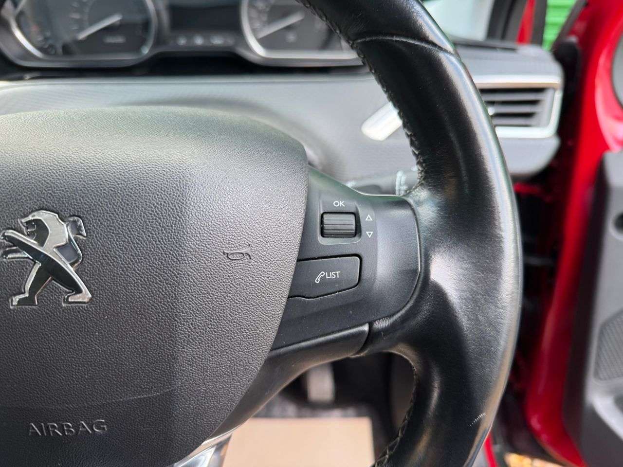 2019 PEUGEOT 2008 2019 PEUGEOT 2008