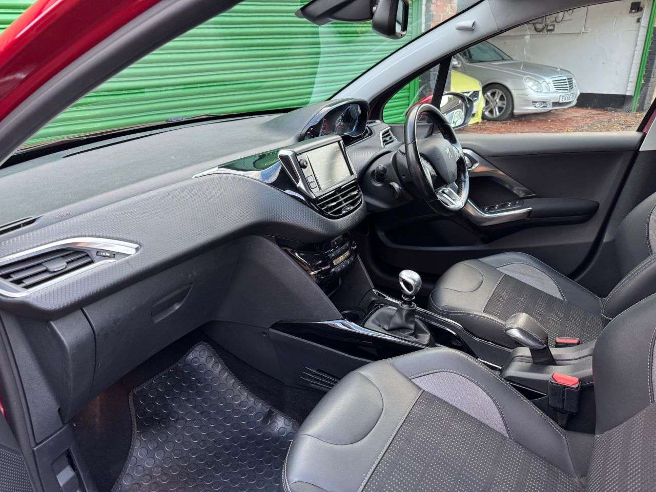 2019 PEUGEOT 2008 2019 PEUGEOT 2008