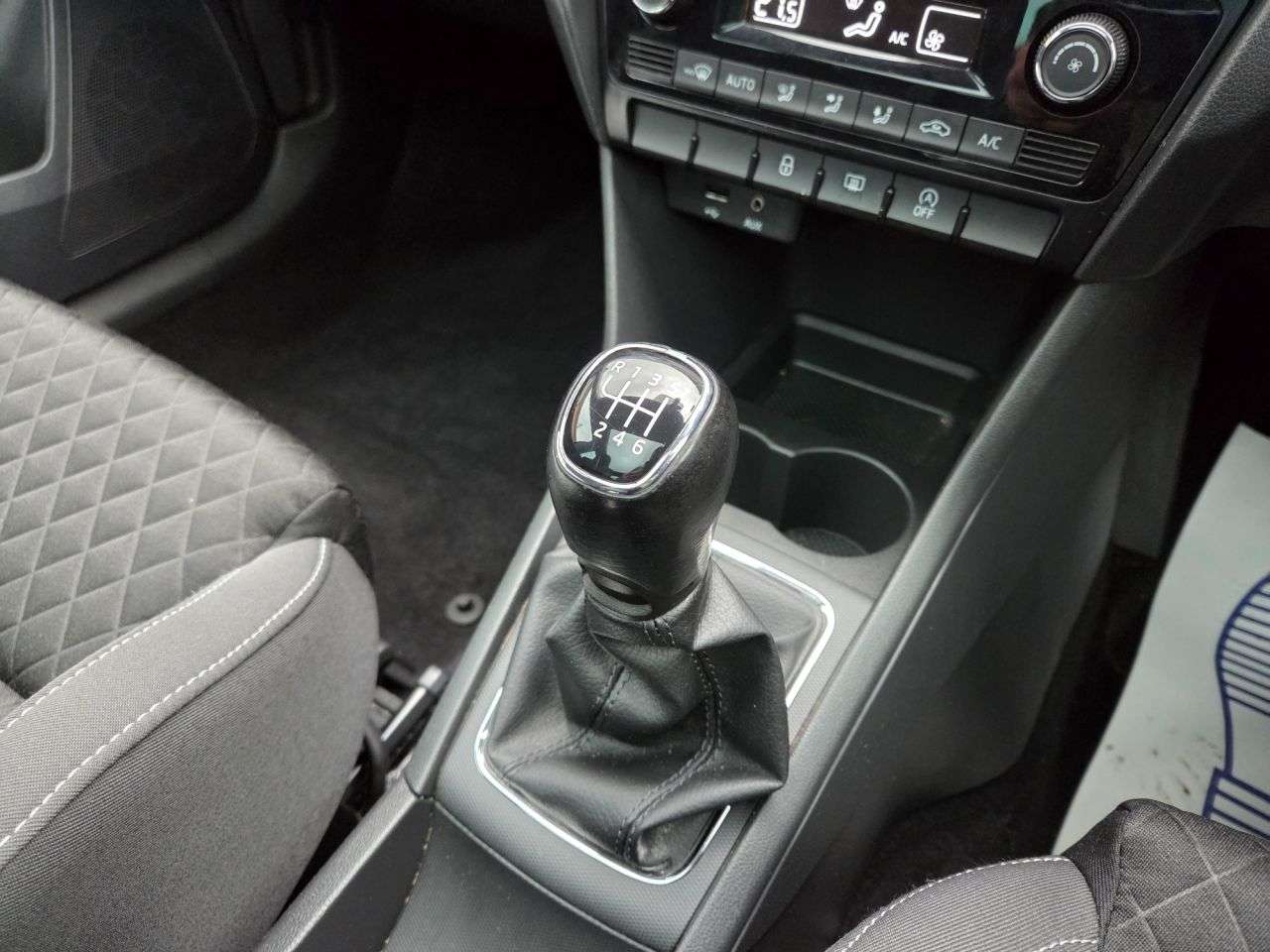 2018 SKODA RAPID SPACEBACK 2018 SKODA RAPID SPACEBACK