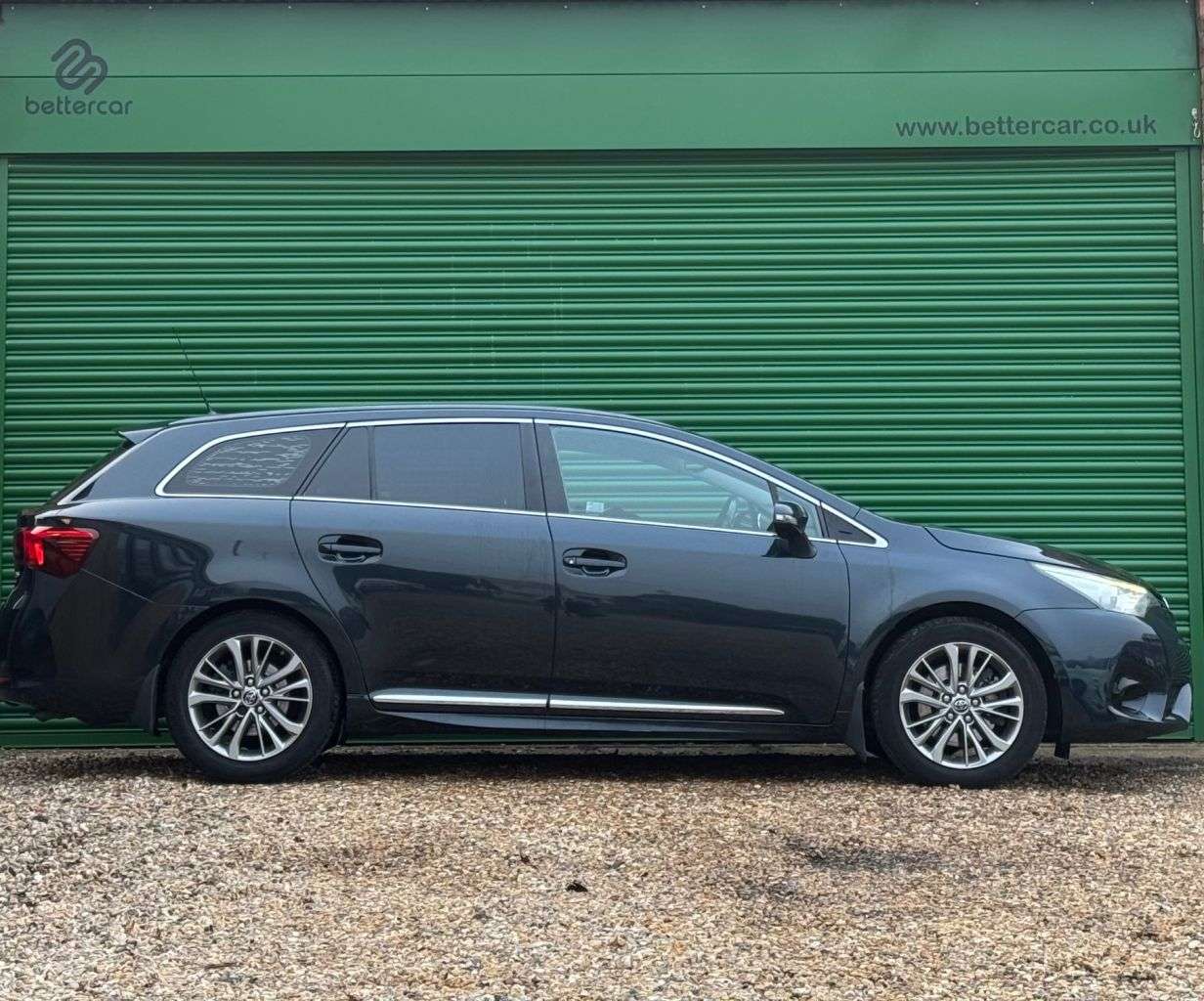 A null TOYOTA AVENSIS 2.0 D-4D Business Edition Touring Sports 5dr Diesel Manual Euro 6 (s/s) (14 A null TOYOTA AVENSIS 2.0 D-4D Business Edition Touring Sports 5dr Diesel Manual Euro 6 (s/s) (14