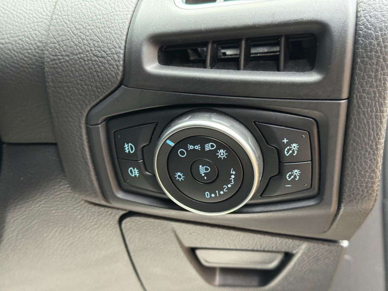 2018 FORD FOCUS 2018 FORD FOCUS