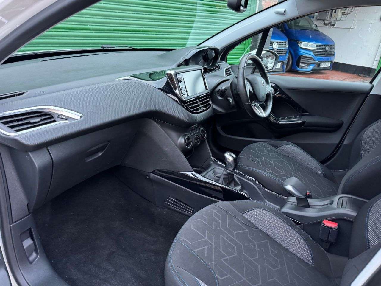 2019 PEUGEOT 2008 2019 PEUGEOT 2008