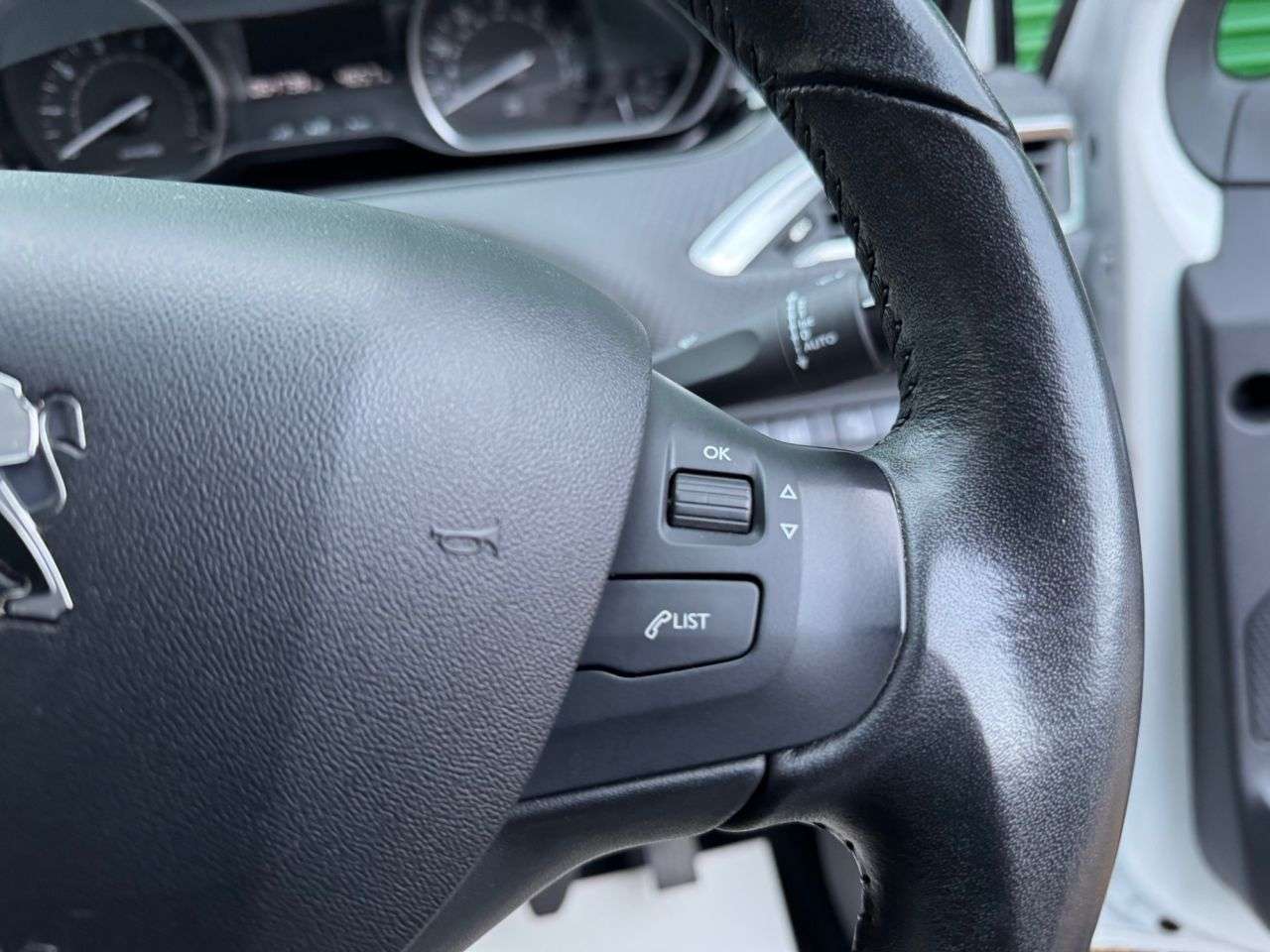 2019 PEUGEOT 2008 2019 PEUGEOT 2008