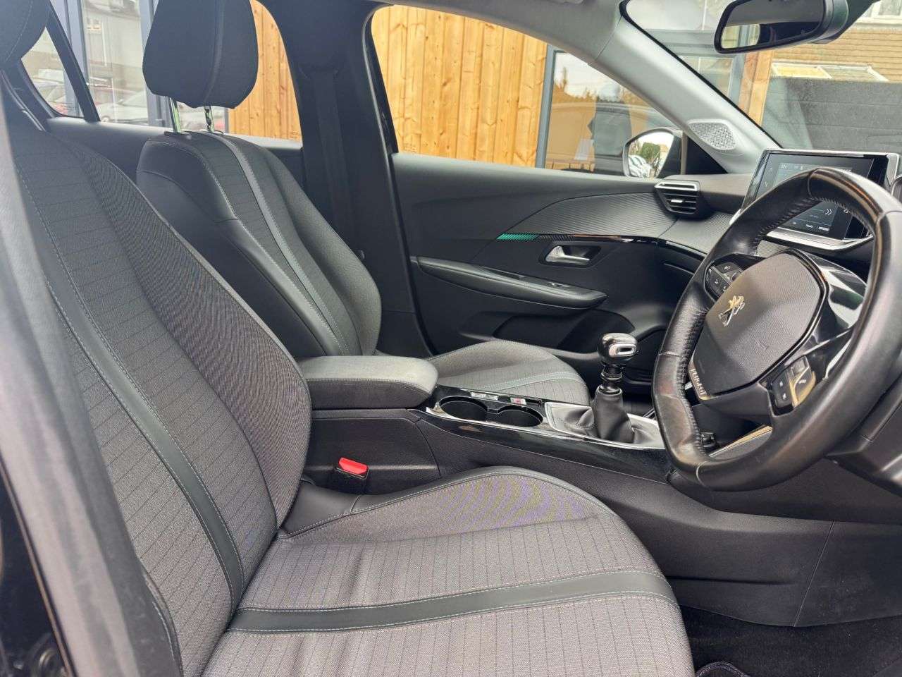 2021 PEUGEOT 208 2021 PEUGEOT 208