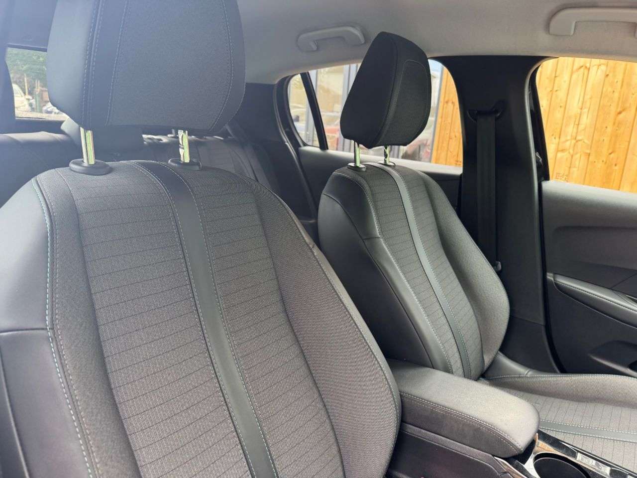 2021 PEUGEOT 208 2021 PEUGEOT 208